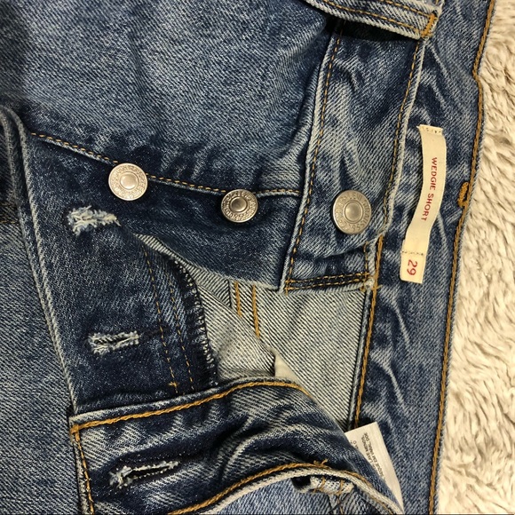 Levi Strauss & Co Wedgie Shorts. Size 29 - Picture 3 of 5